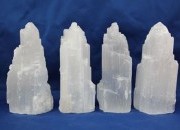 Os benefícios do cristal Selenite - Maria Helena Ponto de Equilíbrio